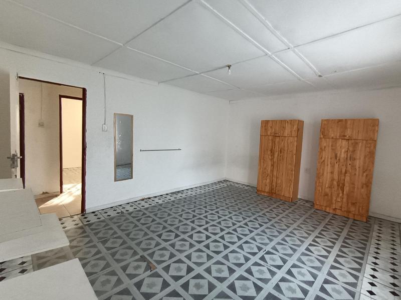13 Bedroom Property for Sale in Madeira Park Eastern Cape